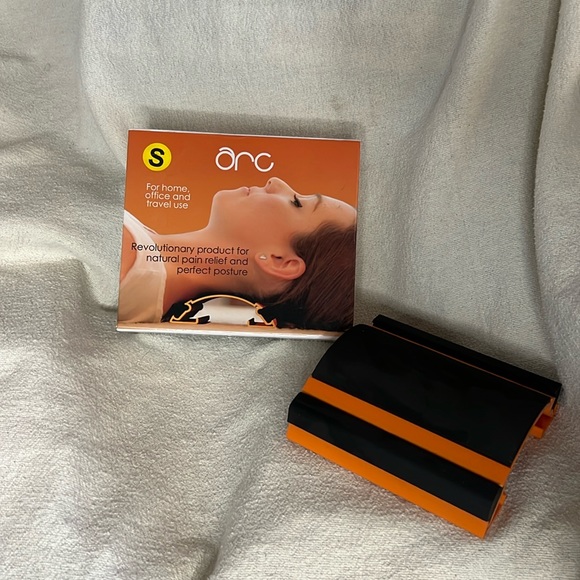 Arc Portable Neck & Back Pain Relief - SZ S (less than 5’ 4”) - Picture 1 of 7